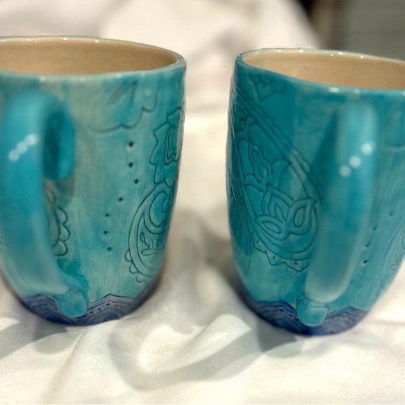 Fitz & Floyd Paisley Park Blue Mugs - Picture 3 of 3
